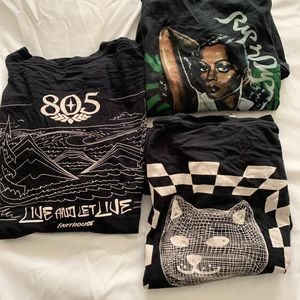 Bundle of 3 XLARGE shirts